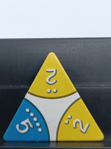 Article Tuile 2-2-5 - TRIOMINOS JUNIOR