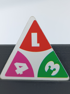 Article Tuile 134 - TRIOMINOS JUNIOR