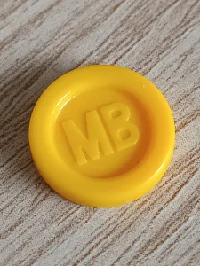 Article Jaune - ed voyage - diamètre 1,5 cm - PUISSANCE 4 - EDITION VOYAGE