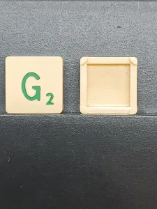 Article G - vert - version voyage - SCRABBLE DE VOYAGE