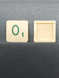 Article O - vert - version voyage - SCRABBLE DE VOYAGE