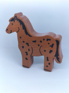 Article Cheval marron - HOP! HOP! GALOPONS!