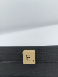 Article E - typo 2 - SCRABBLE CLASSIQUE